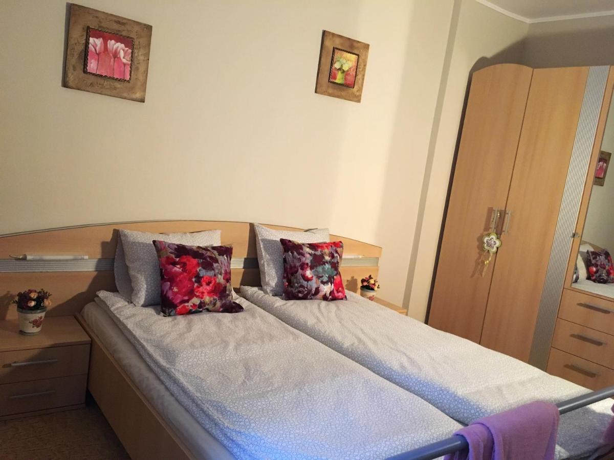 Kara Apartman Odorheiu Secuiesc Exterior foto